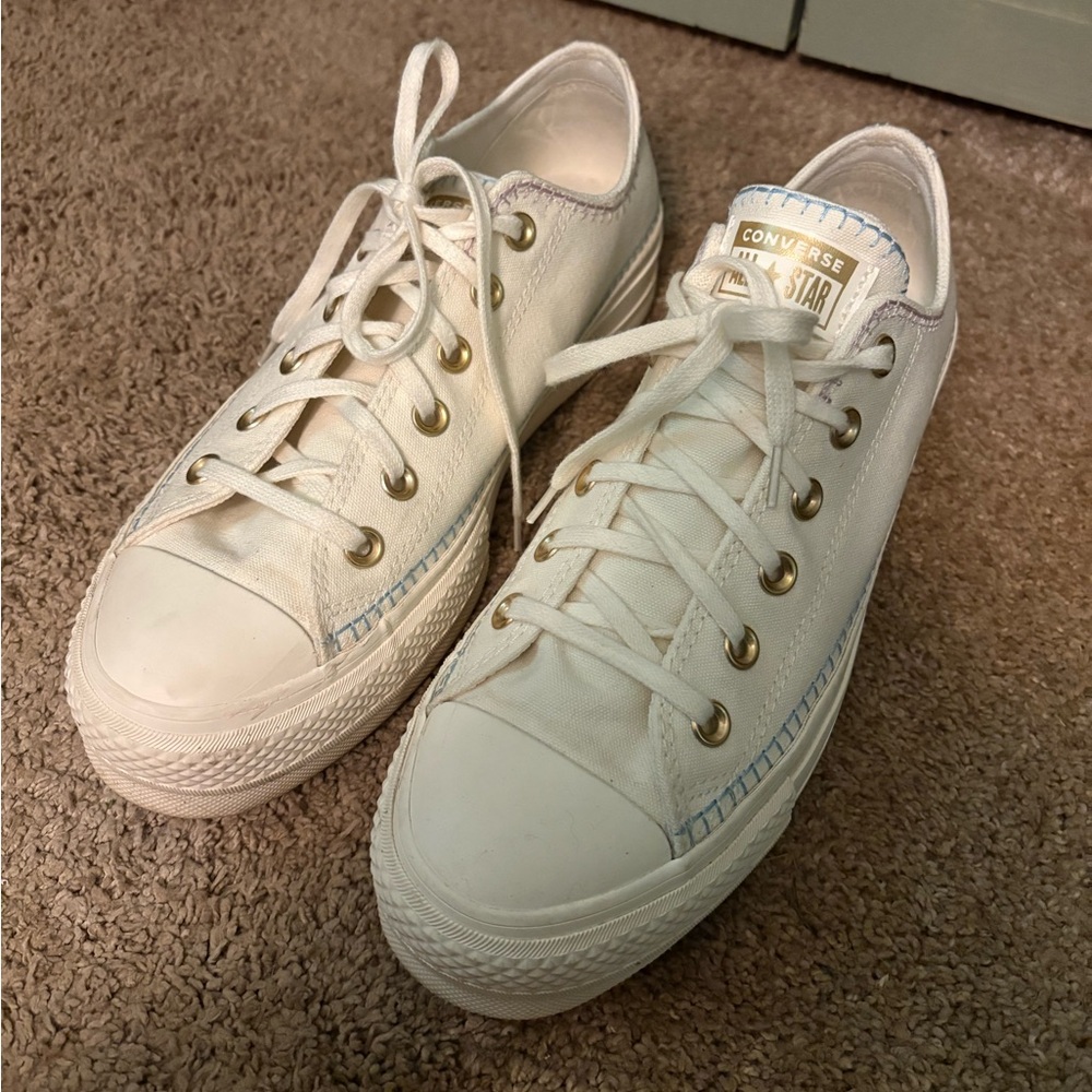 Convers Platform Sneakers